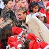 Le prince Albert II de Monaco et la princesse Charlene, avec les enfants de la princesse Stéphanie Louis Ducruet et Camille Gottlieb, ont accueilli le 16 décembre 2015 les enfants monégasques au palais princier pour la traditionnelle distribution de cadeaux de Noël. © Bruno Bébert / Bestimage