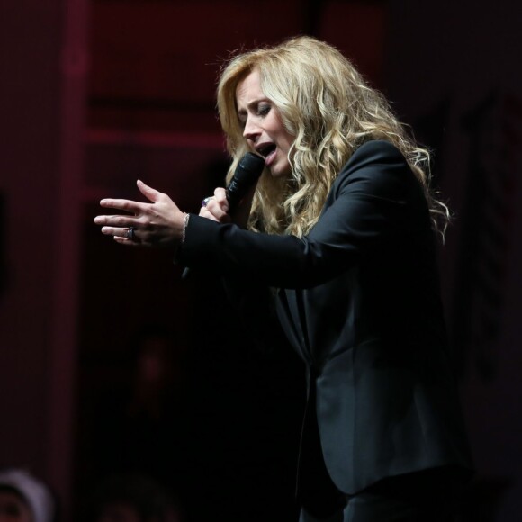 Lara Fabian - Concert de la 11e édition des Trophées de la fédération des APAJH au Carrousel du Louvres à Paris le 10 novembre 2015. © CVS / Bestimage