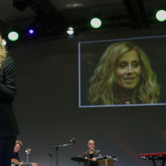 Lara Fabian - Concert de la 11e édition des Trophées de la fédération des APAJH au Carrousel du Louvres à Paris le 10 novembre 2015. © CVS / Bestimage