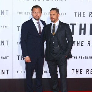 Leonardo DiCaprio, Tom Hardy à la première de 'The Revenant' au TCL Chinese Theatre à Hollywood, le 16 décembre 2015.