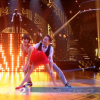 Olivier Dion et Candice, dans la demi-finale de Danse avec les stars 6, le vendredi 18 décembre 2015 sur TF1.