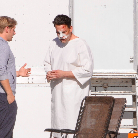 Exclusif - Ben Affleck, le nez cassé sur le tournage de 'Live By Night' à Los Angeles, le 8 décembre 2015.