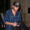 Le chanteur de Country Blake Shelton arrive et sort de son hôtel à New York, le 27 octobre 2015  Country singer Blake Shelton is spotted coming and going out of his New York City, New York hotel on October 27, 2015.27/10/2015 - New York