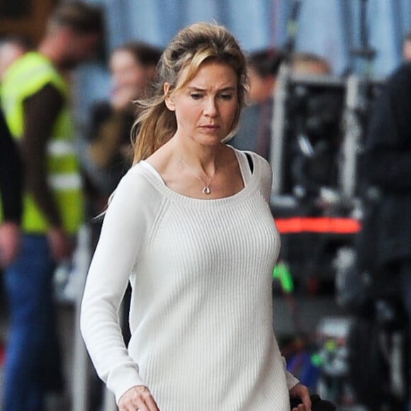 Renée Zellweger sur le tournage de "Bridget Jones 3" dans la gare de St Pancras à Londres le 9 octobre 2015