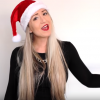 Kassie K. dans le clip d'All I Want for Christmas Is Gains, sa parodie fitness d'All I Want for Christmas Is You de Mariah Carey pour Noël 2015.