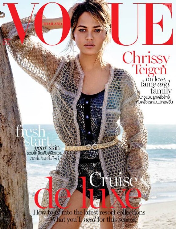 Chrissy Teigen photographiée par Yu Tsai pour le numéro de janvier 2015 de Vogue Thailand.