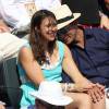 Marion Bartoli et son compagnon (voir vendeurs) très amoureux dans les tribunes lors de la demi-finale des Internationaux de tennis de Roland-Garros à Paris, le 5 juin 2015.