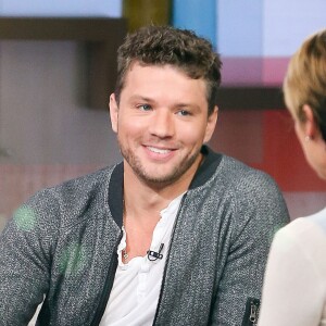 Ryan Phillippe - People sur le plateau de l'émission "Good Morning America" à New York, le 26 février 2015.