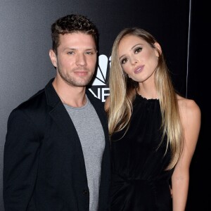 Ryan Phillippe et Paulina Slagter lors des People Magazine Awards à Beverly Hills, Los Angeles, le 18 décembre 2014