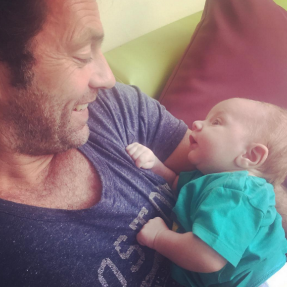 Le compagnon de Sandrine Corman et leur fils Harold. Décembre 2015.