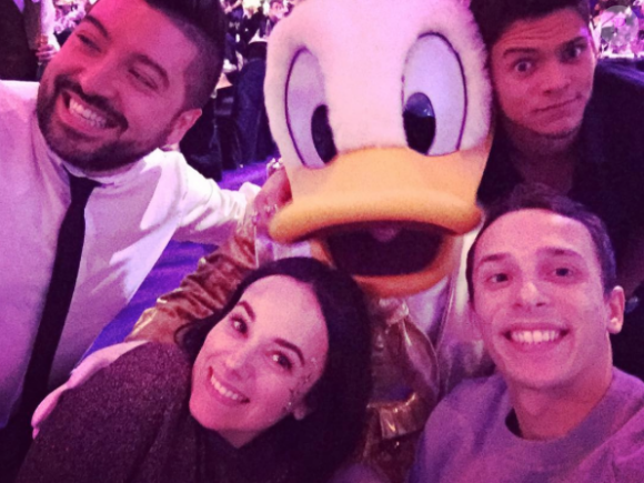 Alizée, Grégoire Lyonnet, Rayane Bensetti, Denitsa Ikonomova, Chris Marques et Jaclyn Spencer réunis à Disneyland Paris le 31 décembre 2015. Un réveillon inoubliable.