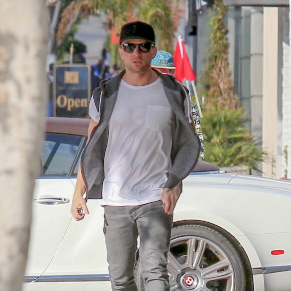 L'acteur Ryan Phillippe se promène à West Hollywood, Los Angeles le 19 décembre 2015