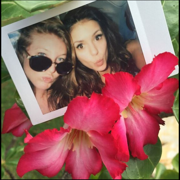 Nina Dobrev a partagé des photos de ses vacances à Hawaï, sur Instagram. Janvier 2016