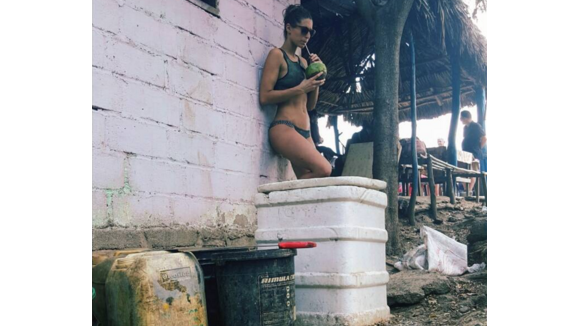 Laury Thilleman, dénudée en Colombie, rend fous les internautes !