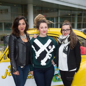 Le groupe L.E.J (Lucie, Elisa, Juliette) - Lancement de la 27ème édition de l'Opération Pièces Jaunes au centre hospitalier (hôpital Delafontaine) de Saint-Denis, le 6 janvier 2015.06/01/2016 - Saint-Denis