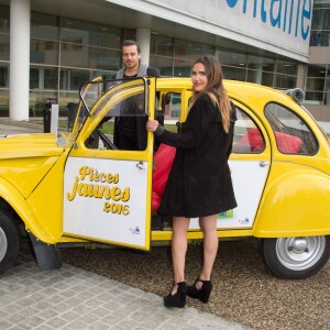 Brice Conrad et Joyce Jonathan - Lancement de la 27ème édition de l'Opération Pièces Jaunes au centre hospitalier (hôpital Delafontaine) de Saint-Denis, le 6 janvier 2015.06/01/2016 - Saint-Denis