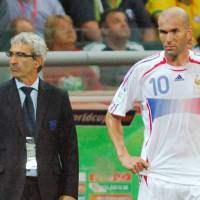 Zidane, coach du Real : Pour Raymond Domenech, ce n'est "pas un gentil mec"