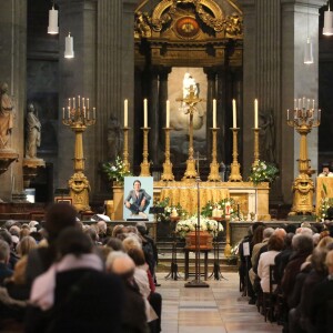 Obsèques de Michel Delpech en l'église Saint-Sulpice à Paris, le 8 janvier 2016.