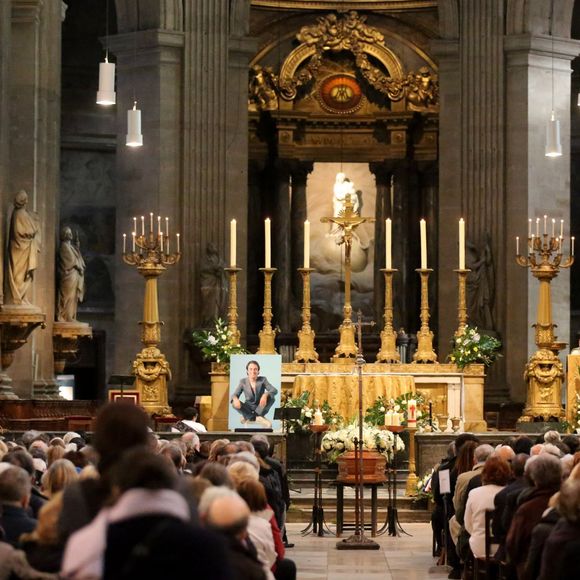 Obsèques de Michel Delpech en l'église Saint-Sulpice à Paris, le 8 janvier 2016.