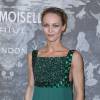 Vanessa Paradis - Photocall lors du vernissage de l'exposition Chanel "Mademoiselle Privé" à la Galerie Saatchi à Londres, le 12 octobre 2015.