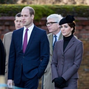 La reine Elisabeth II d'Angleterre, le prince Philip, le prince William et la duchesse de Cambridge, Catherine Kate Middleton célèbrent le 100 ème anniversaire du retrait final de la péninsule de Gallipoli pendant la 1 ère guerre mondiale au Mémorial de Sandrigham le 10 janvier 2016. Ils ont assisté un plus tôt en l'église Mary Magdalene à une messe où la famille Middleton était invitée par la reine.