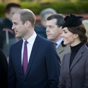 La reine Elisabeth II d'Angleterre, le prince Philip, le prince William et la duchesse de Cambridge, Catherine Kate Middleton célèbrent le 100 ème anniversaire du retrait final de la péninsule de Gallipoli pendant la 1 ère guerre mondiale au Mémorial de Sandrigham le 10 janvier 2016. Ils ont assisté un plus tôt en l'église Mary Magdalene à une messe où la famille Middleton était invitée par la reine.