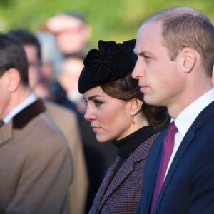 La reine Elisabeth II d'Angleterre, le prince Philip, le prince William et la duchesse de Cambridge, Catherine Kate Middleton célèbrent le 100 ème anniversaire du retrait final de la péninsule de Gallipoli pendant la 1 ère guerre mondiale au Mémorial de Sandrigham le 10 janvier 2016. Ils ont assisté un plus tôt en l'église Mary Magdalene à une messe où la famille Middleton était invitée par la reine.