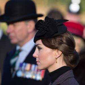 La reine Elisabeth II d'Angleterre, le prince Philip, le prince William et la duchesse de Cambridge, Catherine Kate Middleton célèbrent le 100 ème anniversaire du retrait final de la péninsule de Gallipoli pendant la 1 ère guerre mondiale au Mémorial de Sandrigham le 10 janvier 2016. Ils ont assisté un plus tôt en l'église Mary Magdalene à une messe où la famille Middleton était invitée par la reine.