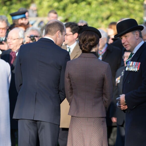 La reine Elisabeth II d'Angleterre, le prince Philip, le prince William et la duchesse de Cambridge, Catherine Kate Middleton célèbrent le 100 ème anniversaire du retrait final de la péninsule de Gallipoli pendant la 1 ère guerre mondiale au Mémorial de Sandrigham le 10 janvier 2016. Ils ont assisté un plus tôt en l'église Mary Magdalene à une messe où la famille Middleton était invitée par la reine.