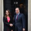 La reine Rania de Jordanie était reçue le 8 janvier 2016 au 10 Downing Street par le Premier ministre britannique David Cameron, à Londres, pour évoquer la crise syrienne. L'épouse du roi Abdullah II entamait un tour d'Europe pour trouver des soutiens pour la Jordanie et des solutions face au nombre des réfugiés syriens.
