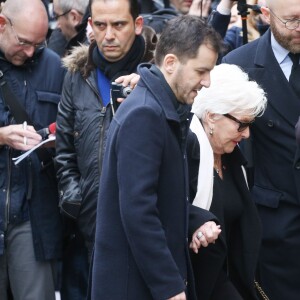 Line Renaud - Obsèques de Michel Galabru en l'église Saint-Roch à Paris le 12 janvier 2016.