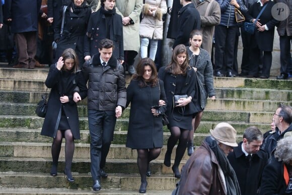 Les membres de la famille - Sorties - Obsèques de Michel Galabru en l'église Saint-Roch à Paris le 12 janvier 2016. © Jacovides-Moreau/Bestimage12/01/2016 - Paris