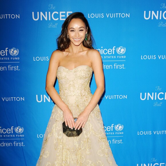 Cara Santana au bal de l'UNICEF en l'honneur de David Beckham à Los Angeles, le 12 janvier 2016.