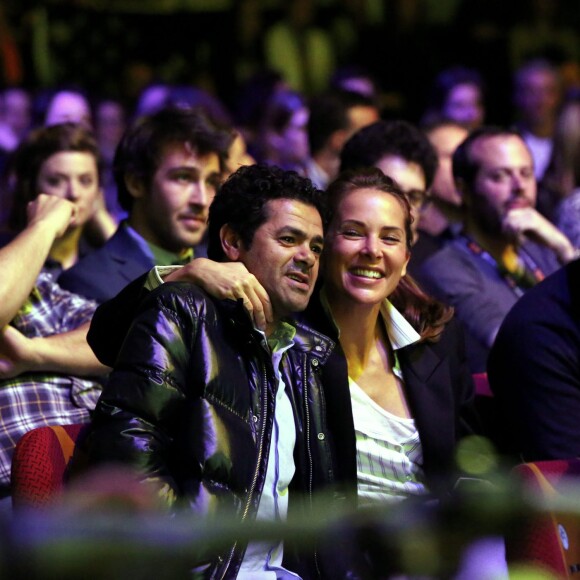 Jamel Debbouze et sa femme Mélissa Theuriau lors de la cérémonie de clôture et palmarès du 19e Festival International du film de Comédie de l'Alpe d'Huez, le 16 janvier 2016. Le film "La vache" remporte trois récompenses, le Grand Prix, Prix du Public et le Prix d'Interprétation Michel Galabru (reçu par Fatsah Bouyahmed).