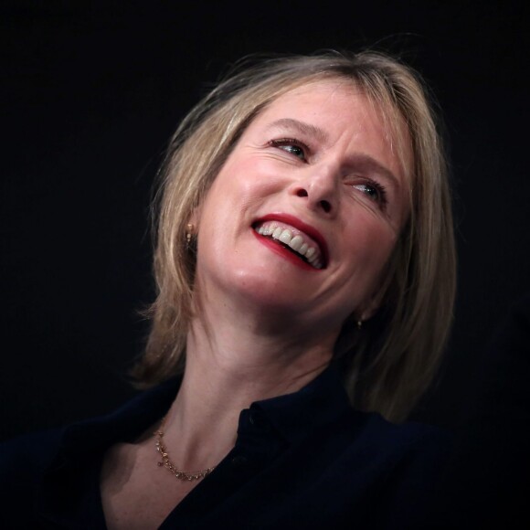 Karin Viard (membre du jury) lors de la cérémonie de clôture et palmarès du 19e Festival International du film de Comédie de l'Alpe d'Huez, le 16 janvier 2016.