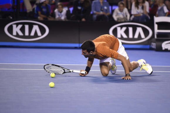 Novak Djokovic lors du Kid's Day en marge de l'Open d'Australie au Melbourne Park de Melbourne, le 16 janvier 2016