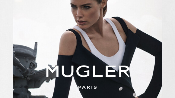 Doutzen Kroes solaire et graphique pour Mugler
