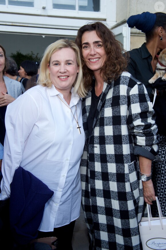 Hélène Darroze et Mademoiselle Agnès - Défilé Bonpoint à l'Orangerie du Jardin du Luxembourg à l'occasion des 40 ans de la marque le 3 octobre 2015.