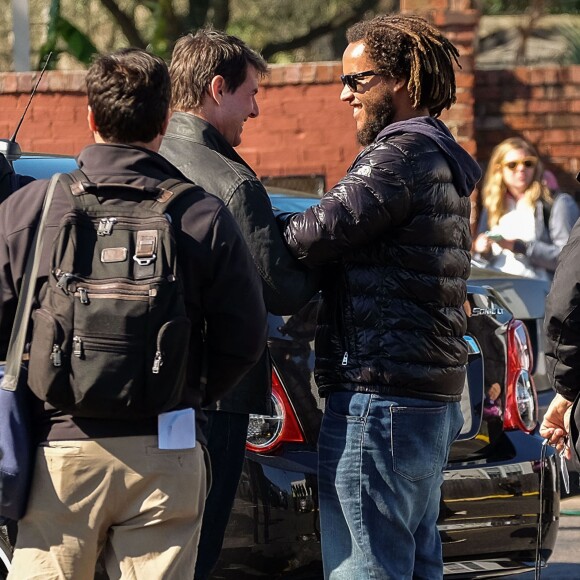 Exclusif - Connor Cruise vient rendre visite à son père Tom Cruise sur le tournage du film "Jack Reacher: Never Go Back" à la Nouvelle-Orléans, le 20 janvier 2016