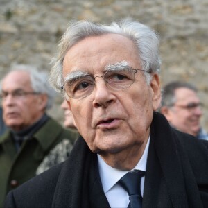 Bernard Pivot lors des obsèques de Michel Tournier à Choisel, le 25 janvier 2016