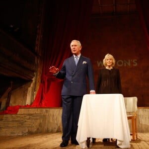 Le prince Charles et Camilla Parker Bowles inaugurant le Wilton's Music Hall à Londres, le 28 janvier 2016.