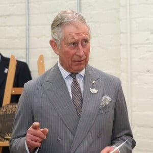 Le prince Charles en visite à Stoke-on-Trent le 26 janvier 2016 en sa qualité de fondateur et parrain du Prince's Regeneration Trust.