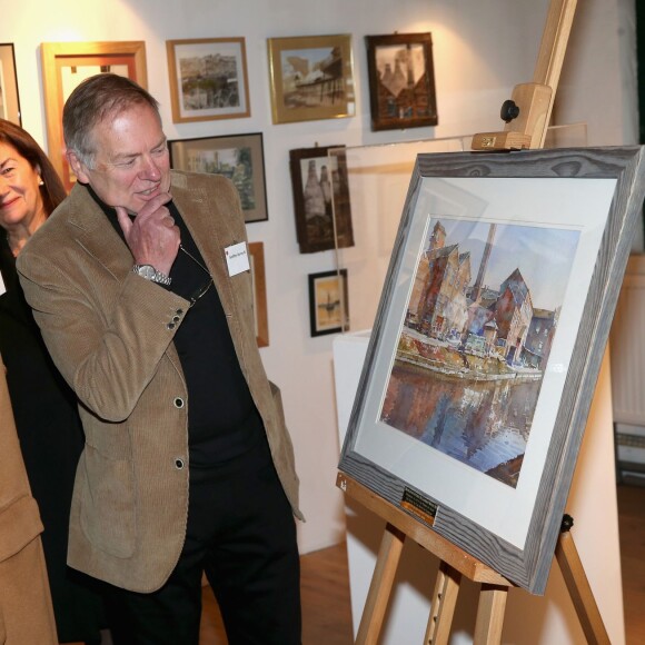 Le prince Charles en visite à Stoke-on-Trent le 26 janvier 2016 en sa qualité de fondateur et parrain du Prince's Regeneration Trust.