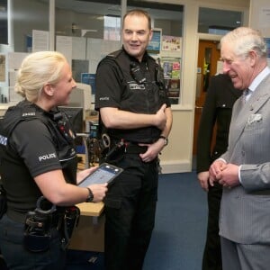 Le prince Charles en visite à Stoke-on-Trent le 26 janvier 2016 en sa qualité de fondateur et parrain du Prince's Regeneration Trust.