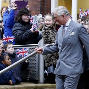 Le prince Charles en visite à Stoke-on-Trent le 26 janvier 2016 en sa qualité de fondateur et parrain du Prince's Regeneration Trust.