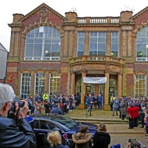 Le prince Charles en visite à Stoke-on-Trent le 26 janvier 2016 en sa qualité de fondateur et parrain du Prince's Regeneration Trust.