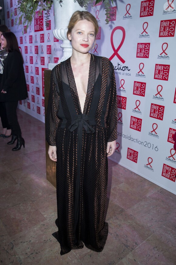 Mélanie Thierry - Dîner de la mode 2016 pour le Sidaction au pavillon d'Armenonville à Paris, le 28 janvier 2016. © Olivier Borde/Bestimage