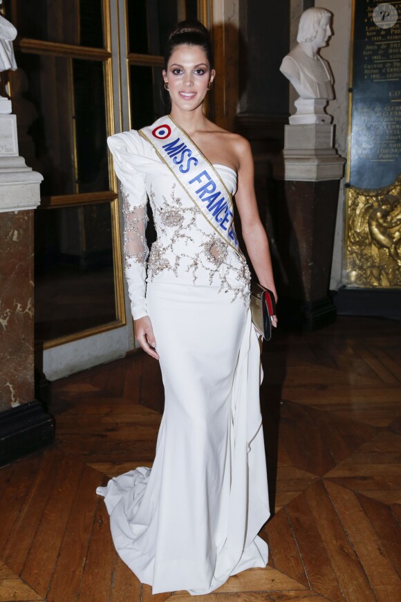 Iris Mittenaere (Miss France 2016) - Dîner de gala au profit de la Fondation Avec au Château de Versailles, le 1 février 2016. © Olivier Borde / Bestimage