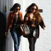 Vanessa Hudgens et sa soeur Stella préparent les obsèques de leur père au cimetière de Glendale, le 2 février 2016. Elles sont en compagnie de leur mère, Gina.