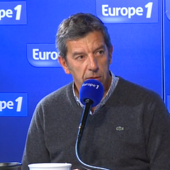 Michel Cymes, dans Sortez du cadre sur Europe 1, le samedi 6 février 2016.